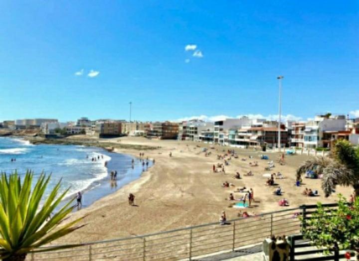 El Apartamento De Matita - Free Parking And 1' Beach Apartment Telde Exterior photo